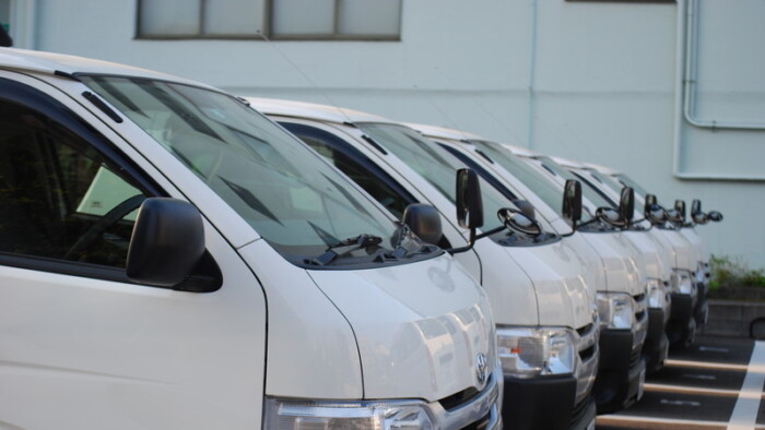 業務委託ドライバーが事故を起こしたら？損害賠償はどうなる？